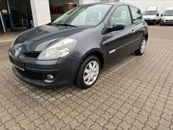 Grau Gebraucht 2009 Renault Clio III Rip Curl Kleinwagen | 3.990 € (Etwas zu teuer)