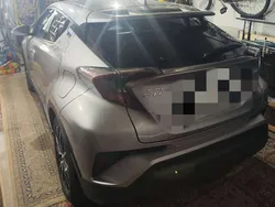 Grau Gebraucht 2018 Toyota C-HR Team SUV | 20.000 € (Fairer Preis)