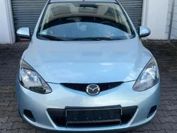 Blau Gebraucht 2010 Mazda 2 Kleinwagen | 5.800 € (Fairer Preis)