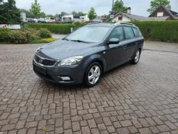 Grau Gebraucht 2012 Kia Ceed Sportswagon Edition 7 Kombi | 2.000 € (Superpreis)