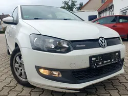 Weiß Gebraucht 2010 VW Polo Trendline Limousine | 2.699 € (Guter Preis)