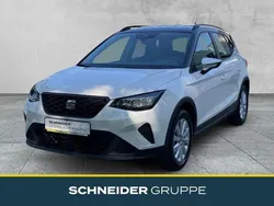Candy weiß Gebraucht 2023 Seat Arona Style SUV | 17.490 € (Fairer Preis)