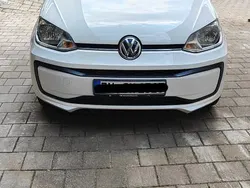 Weiß Gebraucht 2017 VW up! move up! Kleinwagen | 4.950 € (Guter Preis)
