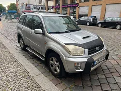 Silber Gebraucht 2003 Toyota RAV4 SUV | 2.500 € (Fairer Preis)