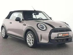 Grau Gebraucht 2023 Mini Cooper Cabriolet Classic Cabrio | 23.990 € (Guter Preis)