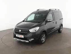 Grau Gebraucht 2020 Dacia Dokker Stepway Van | 17.040 € (Etwas zu teuer)