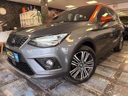 Grau Gebraucht 2018 Seat Arona XCELLENCE SUV | 12.950 € (Fairer Preis)