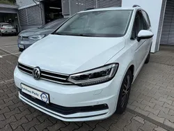 Weiß Gebraucht 2018 VW Touran Highline Van / Kleinbus | 19.490 € (Guter Preis)