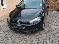 Schwarz Gebraucht 2010 VW Golf VI Team Limousine | 4.300 € (Guter Preis)