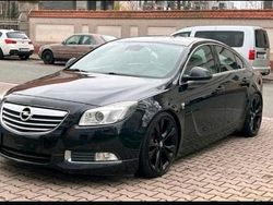 Schwarz Gebraucht 2010 Opel Insignia Limousine | 7.200 € (Teuer)