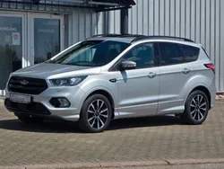 Silber Gebraucht 2019 Ford Kuga ST-Line SUV | 16.990 € (Fairer Preis)