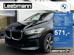 Saphirschwarz metallic Neu 2025 BMW 218 Active Tourer Sport Line Van / Kleinbus | 41.950 € (Teuer)