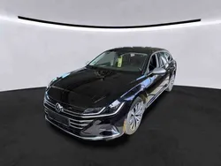 Deep black perleffekt (metallic) Gebraucht 2022 VW Arteon Elegance Kombi | 26.946 € (Superpreis)