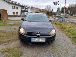 Schwarz Gebraucht 2010 VW Golf VI Kombi | 3.550 € (Fairer Preis)
