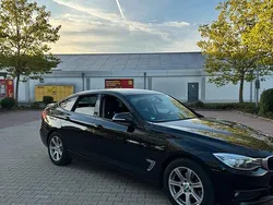 Schwarz Gebraucht 2013 BMW 318 Gran Turismo Limousine | 11.900 € (Etwas zu teuer)