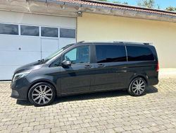 Grau Gebraucht 2020 Mercedes V300 Edition Van / Kleinbus | 46.500 € (Fairer Preis)