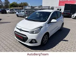 Weiß Gebraucht 2015 Hyundai i10 YES! Kleinwagen | 7.390 € (Fairer Preis)
