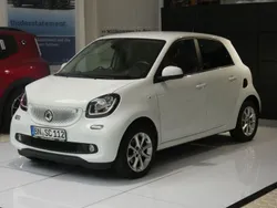 Weiß Gebraucht 2019 Smart ForFour Limousine | 13.490 € (Fairer Preis)
