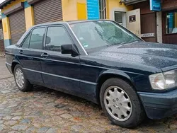 Mercedes 190