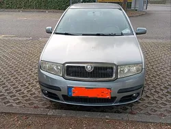 Grün Gebraucht 2005 Skoda Fabia Kombi | 1.700 € (Fairer Preis)