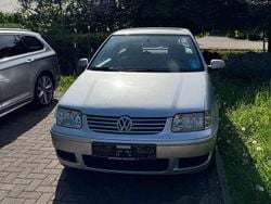 Silber Gebraucht 2000 VW Polo Edition Limousine | 1.000 € (Guter Preis)