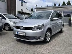 Reflexsilber metallic Gebraucht 2014 VW Touran Life Van / Kleinbus | 8.890 € (Guter Preis)