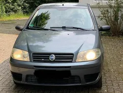 Grau Gebraucht 2003 Fiat Punto Kleinwagen | 599 € (Superpreis)