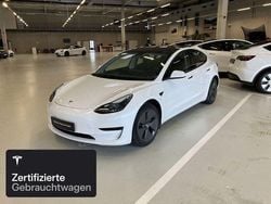 Weiß Gebraucht 2022 Tesla Model 3 RWD Limousine | 24.500 € (Guter Preis)