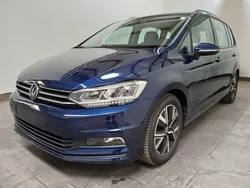Blau Gebraucht 2023 VW Touran Comfortline Van / Kleinbus | 30.910 € (Fairer Preis)
