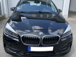Schwarz Gebraucht 2019 BMW 218 Gran Tourer Advantage Van / Kleinbus | 11.400 € (Guter Preis)