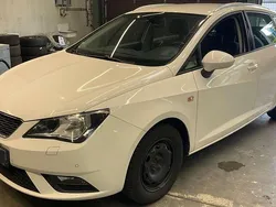 Weiß Gebraucht 2015 Seat Ibiza ST Kombi | 7.500 € (Etwas zu teuer)