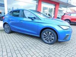 Blau Gebraucht 2025 Seat Ibiza Style Limousine | 21.989 € (Etwas zu teuer)