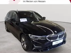 Schwarz uni Gebraucht 2021 BMW 320 Luxury Line Kombi | 23.589 € (Fairer Preis)