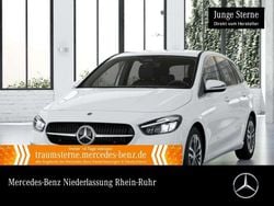 Weiß Gebraucht 2024 Mercedes 200 Advanced Limousine | 30.990 € (Guter Preis)