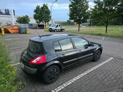 Schwarz Gebraucht 2003 Renault Mégane II Limousine | 2.900 €