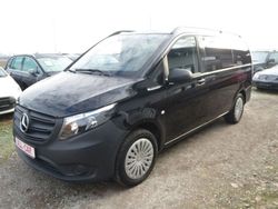 Schwarz Gebraucht 2021 Mercedes Vito Van / Kleinbus | 35.990 € (Fairer Preis)