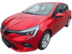 Rot Gebraucht 2021 Renault Clio V Limousine | 9.490 € (Superpreis)