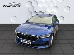 Blau Gebraucht 2024 Skoda Superb Selection Kombi | 44.780 € (Fairer Preis)