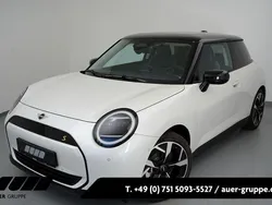 Weiß Neu 2025 Mini Cooper SE Kleinwagen | 36.490 € (Teuer)