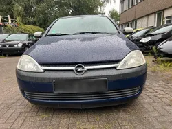 Blau Gebraucht 2003 Opel Corsa Kleinwagen | 1.250 € (Fairer Preis)