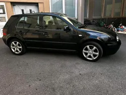Blau Gebraucht 2001 VW Golf IV Limousine | 1.400 € (Fairer Preis)