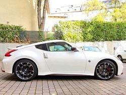 Weiß Gebraucht 2016 Nissan 370Z Nismo Nismo Coupé | 35.000 €