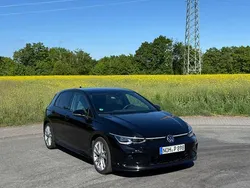 Schwarz Gebraucht 2022 VW Golf VIII R-line Limousine | 22.500 € (Guter Preis)