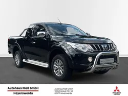Schwarz Gebraucht 2017 Mitsubishi L200 Plus Abholung | 24.490 € (Fairer Preis)