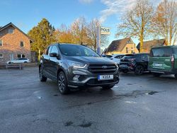 Grau Gebraucht 2019 Ford Kuga ST-Line SUV | 15.990 € (Fairer Preis)