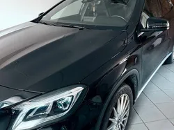 Schwarz Gebraucht 2019 Mercedes GLA220 Style SUV | 27.500 € (Etwas zu teuer)