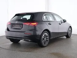Gebraucht 2024 Mercedes A180 | 28.490 € (Guter Preis)