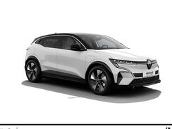 Weiß Neu 2025 Renault Megane E-Tech Komfort Limousine | 37.998 €