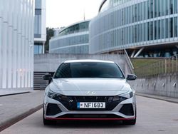 Grau Gebraucht 2022 Hyundai Elantra Limousine | 29.000 €