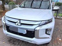Weiß Gebraucht 2021 Mitsubishi L200 Abholung | 27.199 € (Guter Preis)